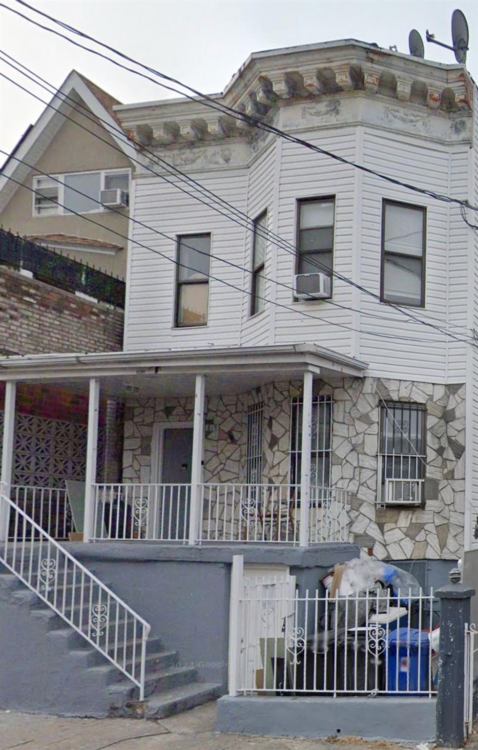 1819 Waterloo Place, Bronx, New York image 1