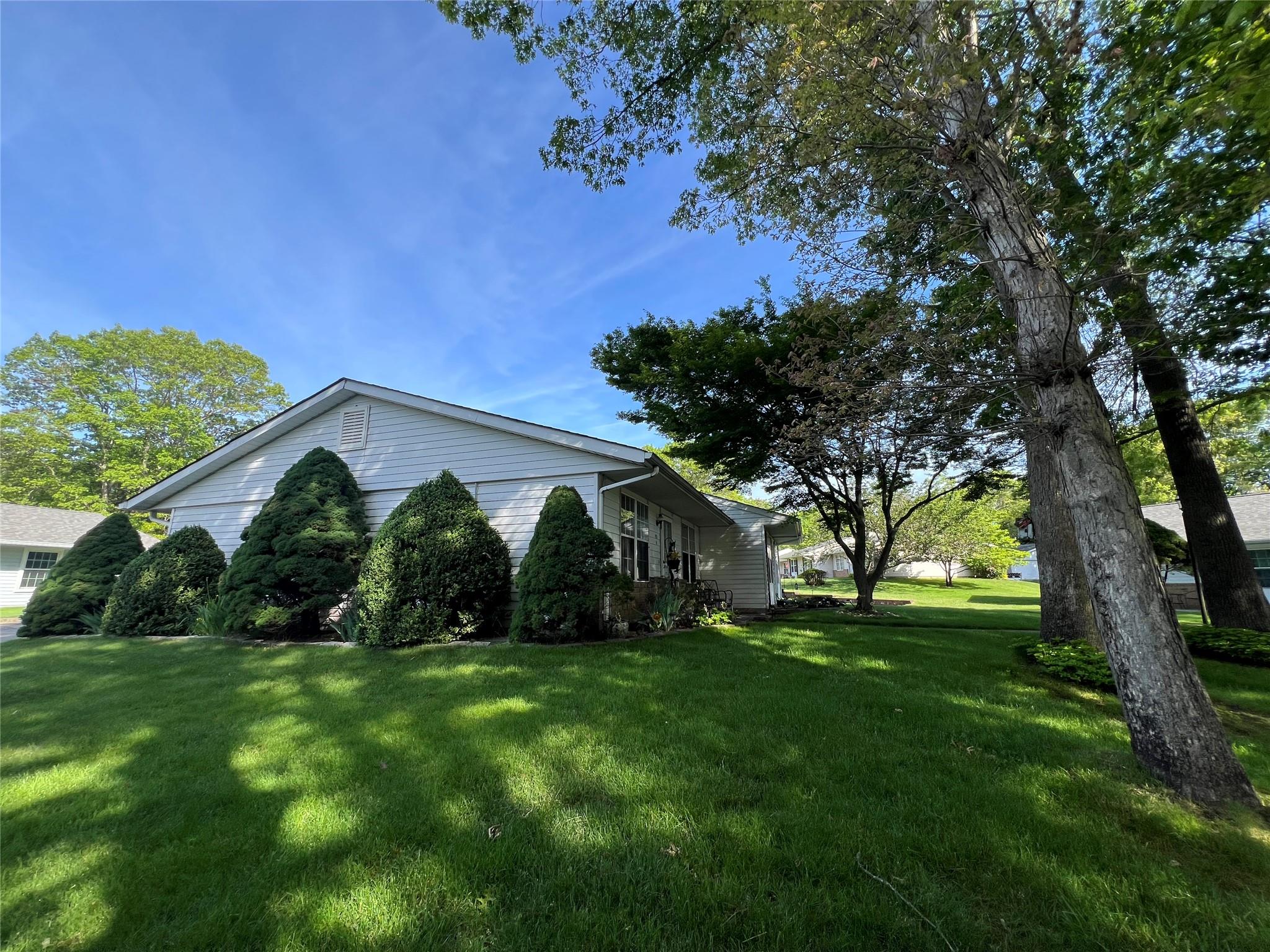 411A Weymouth Court #411A, Ridge, New York image 10
