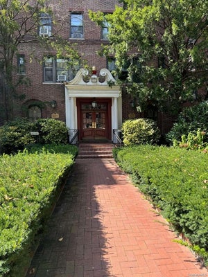 83-80 118TH STREET # 4G, KEW GARDENS, NY 11415 - Image 7912117ee4eab5eb6e8b74163666b030/2003143827
