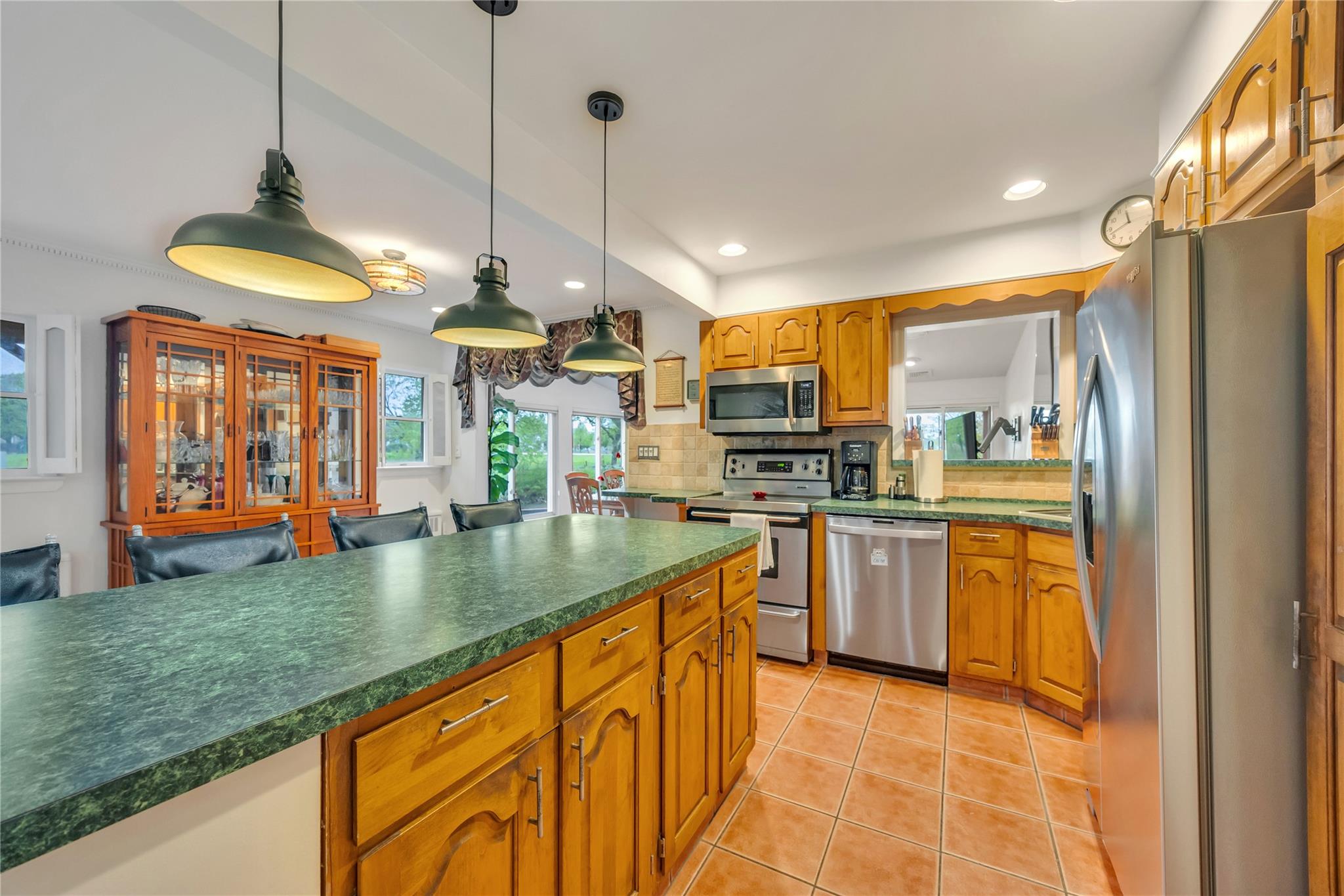 244 S Park Avenue, Rockville Centre, New York image 7