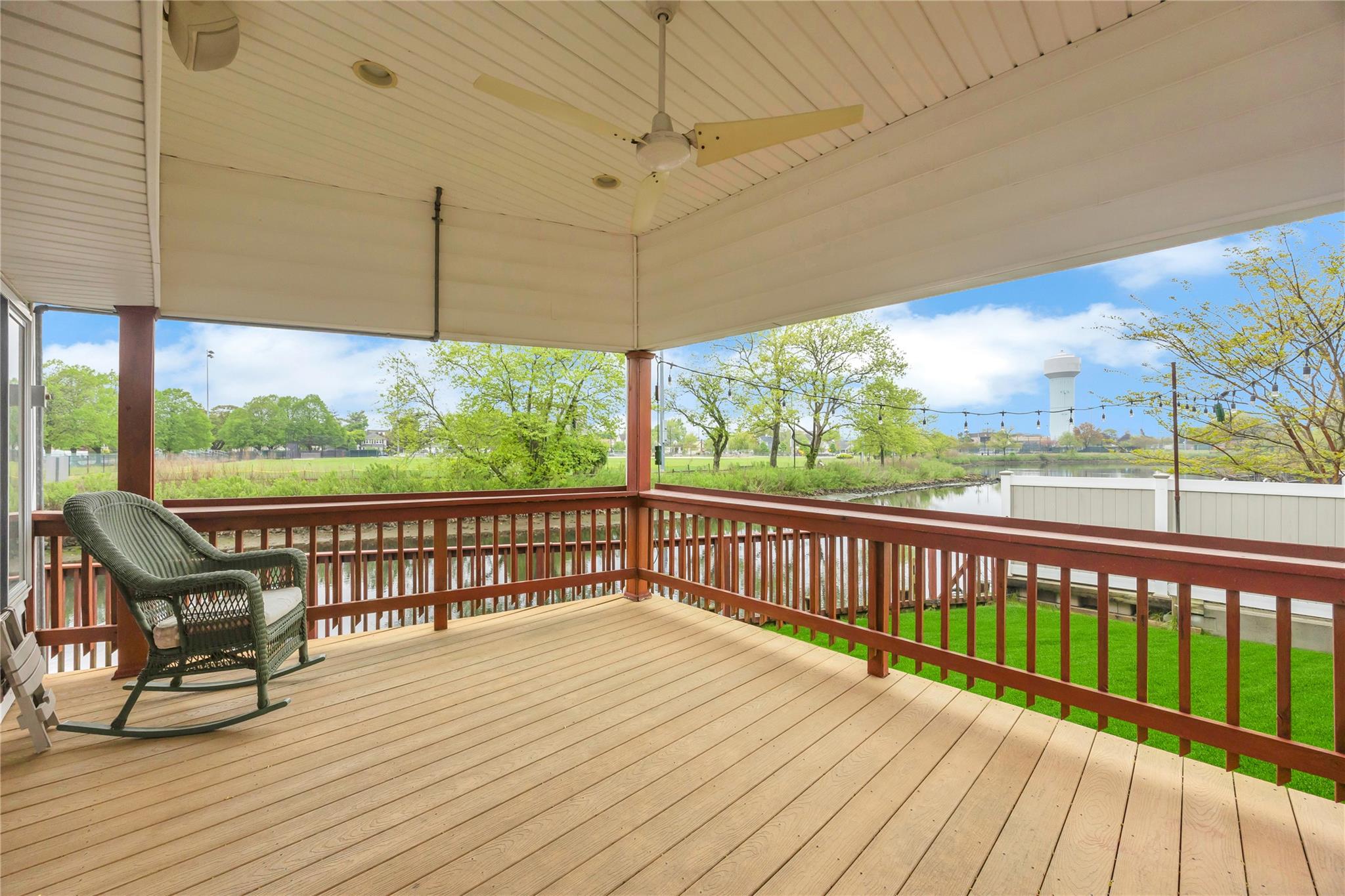 244 S Park Avenue, Rockville Centre, New York image 25