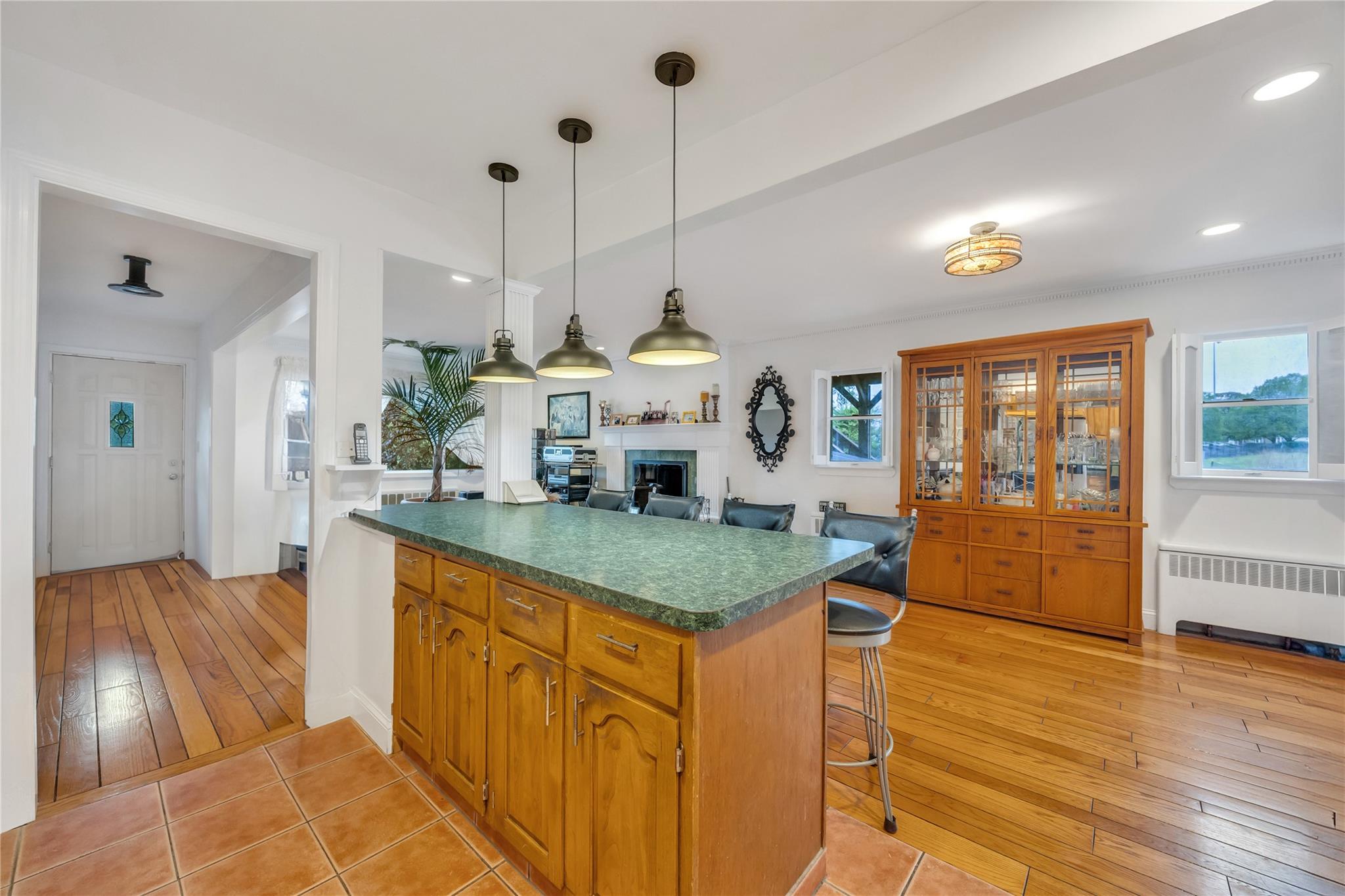 244 S Park Avenue, Rockville Centre, New York image 8