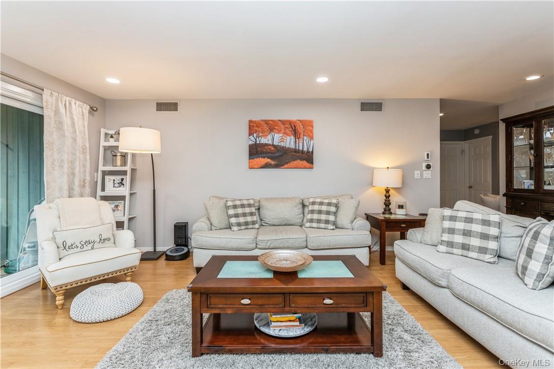 33 Heritage Hills A