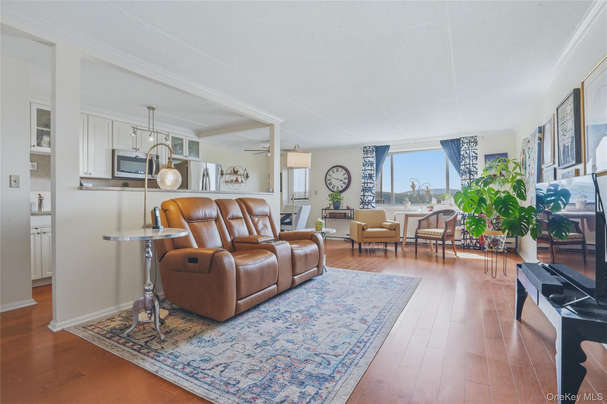160 Academy Street 9J