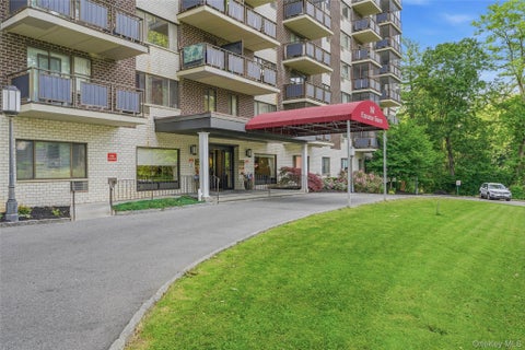 Photo of 160 Academy Street #9J, Poughkeepsie, NY 12601 (MLS # 1009504)