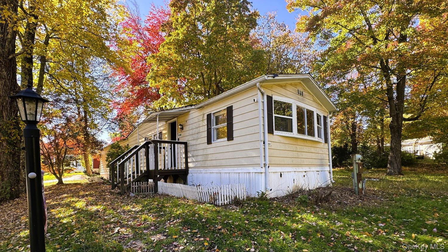 40 Dogwood Loop