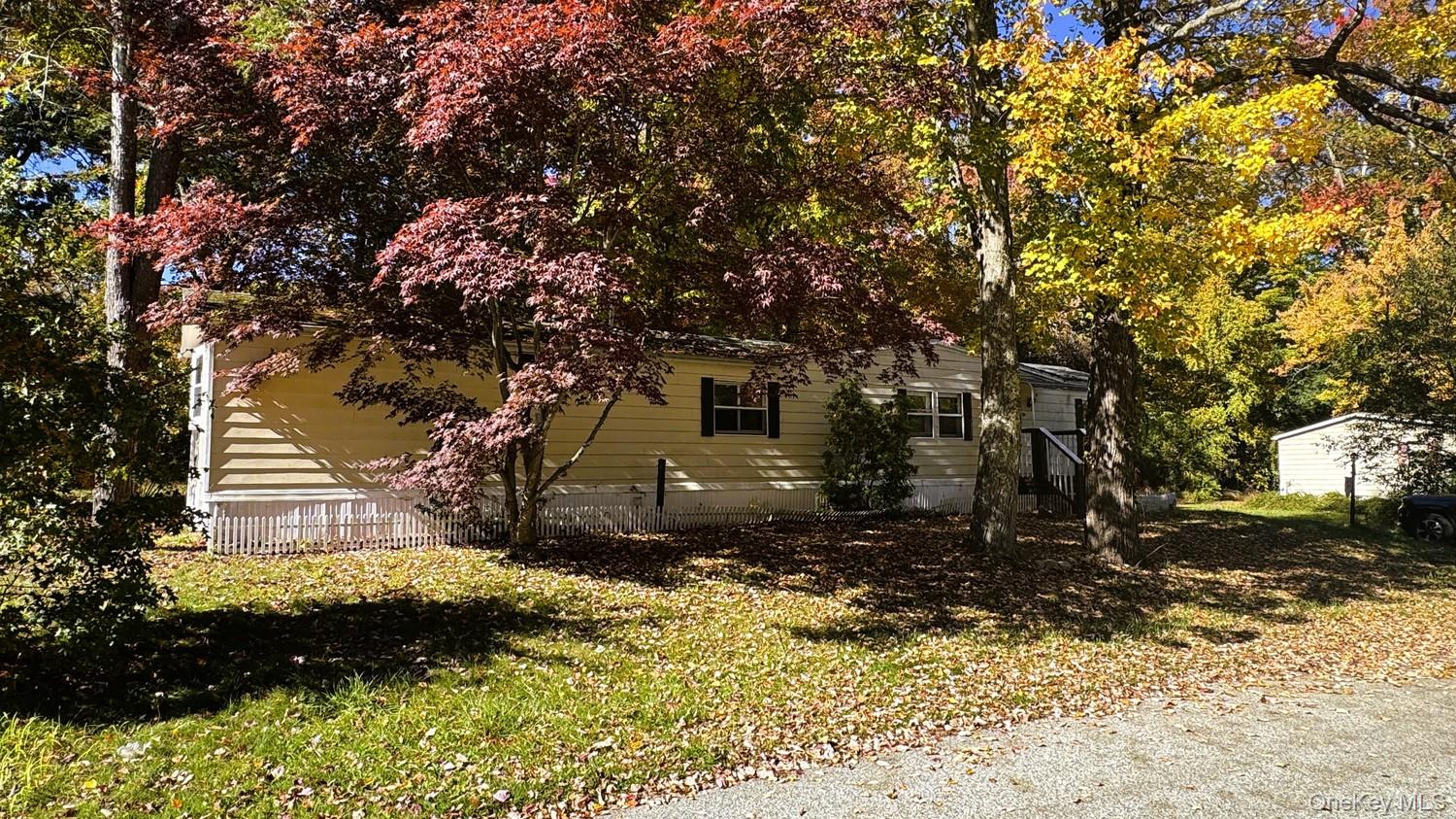 40 Dogwood Loop