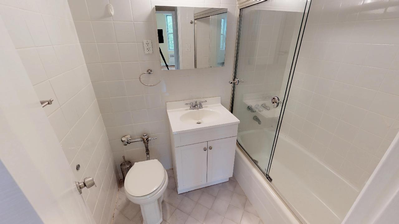 66-15 Thornton Place #1U, Rego Park, New York image 26