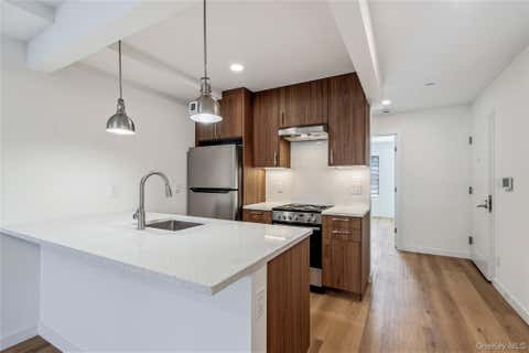 Apartment For Rent - 62-47 60th Street #1<br/> Queens County, Ridgewood, NY 11385