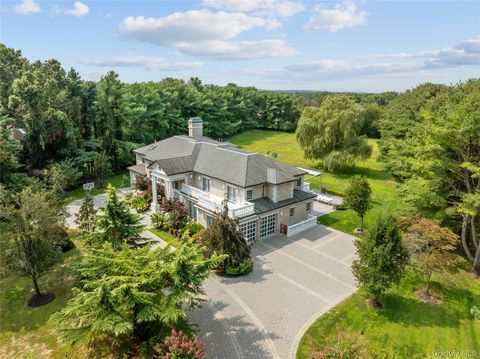 5 Farmwoods Lane Upper Brookville NY 11545