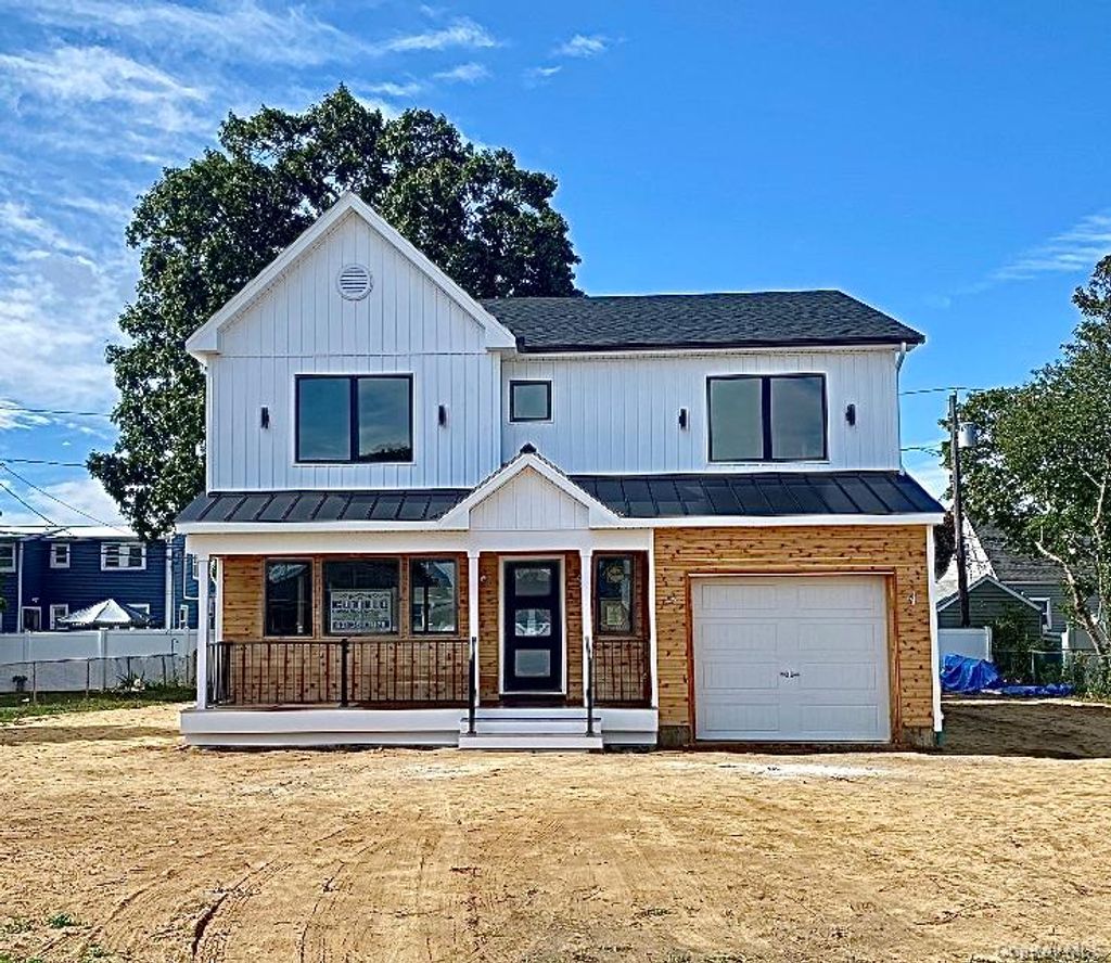 Photo of 115 Riviera Parkway, Lindenhurst, NY 11757 (MLS # 893414)