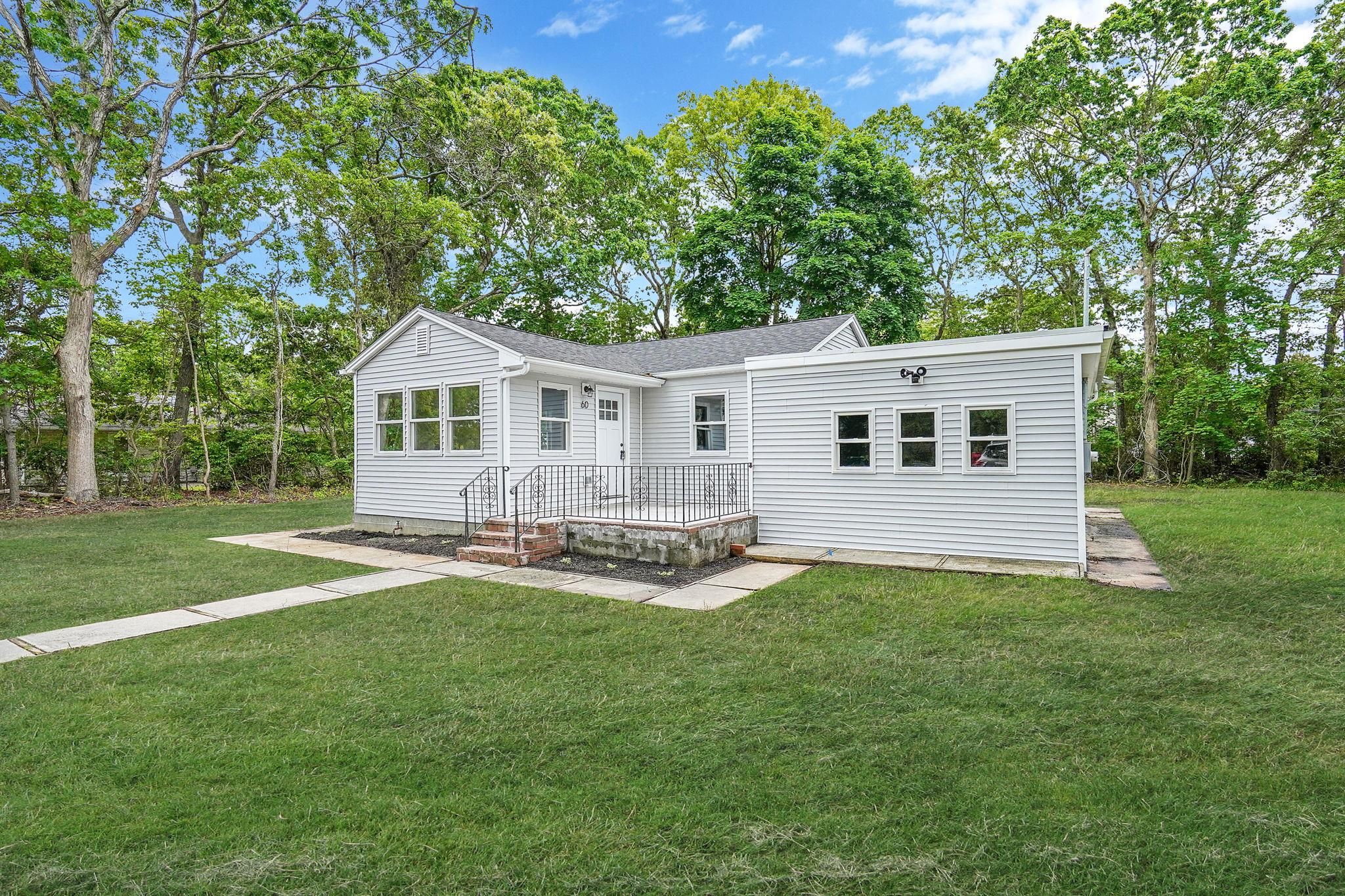 60 Westminster Drive, Shirley, New York image 3