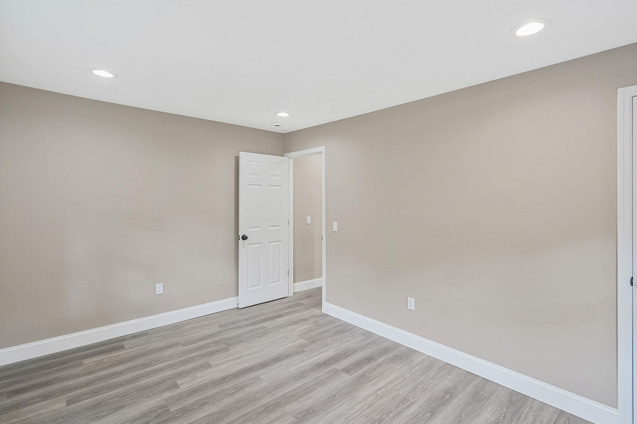 60 Westminster Drive, Shirley, New York image 28