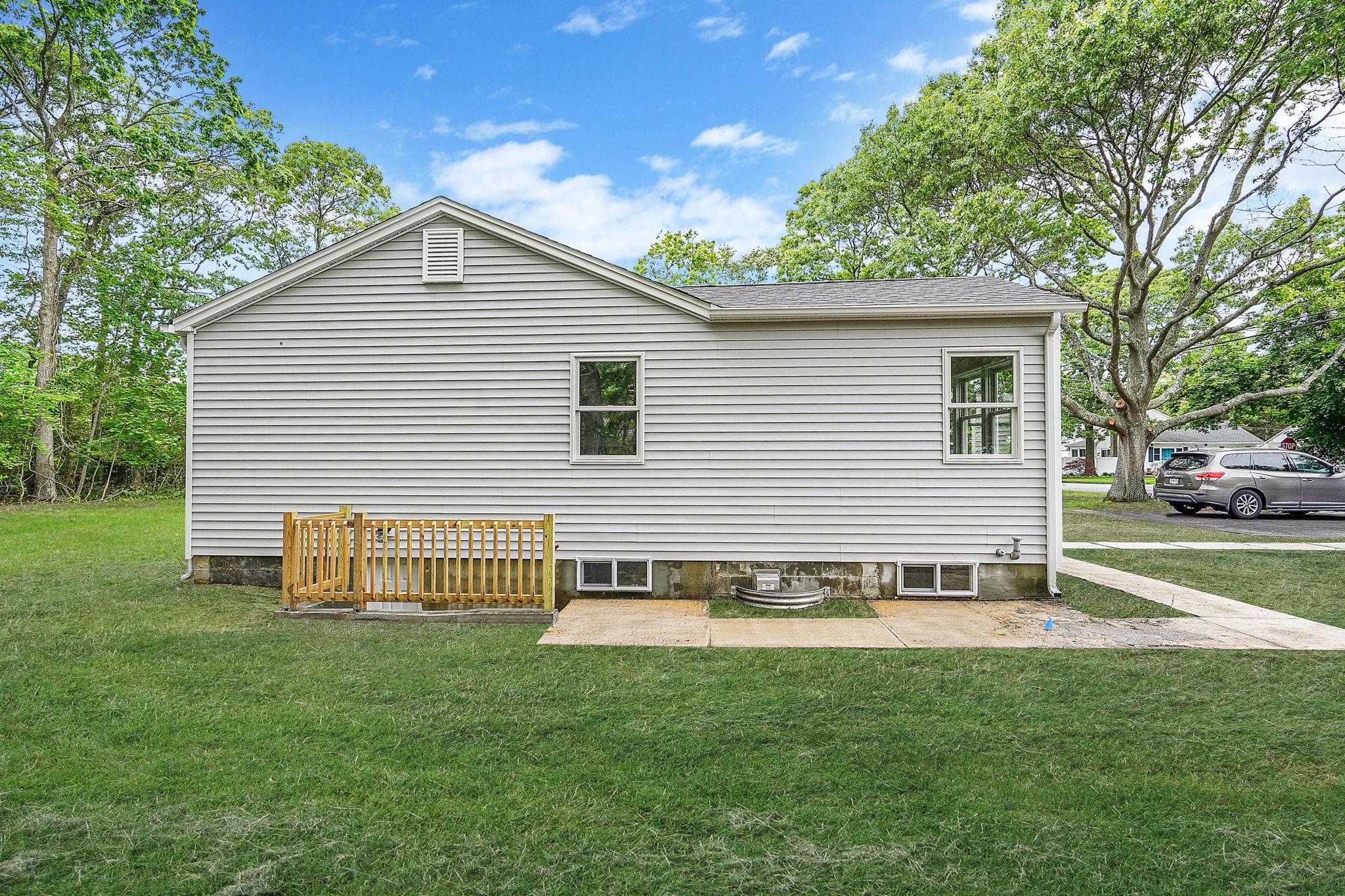 60 Westminster Drive, Shirley, New York image 7
