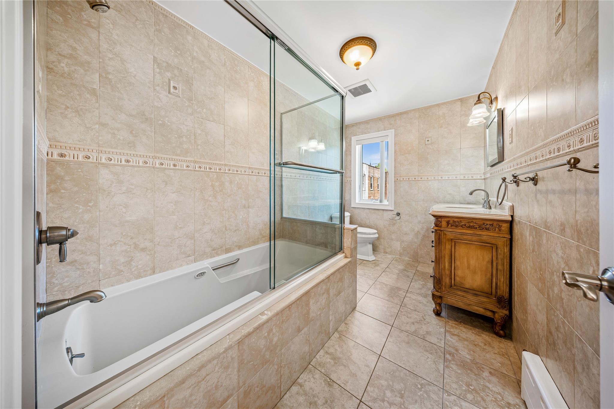 22-69 21 Street, Astoria, New York image 16