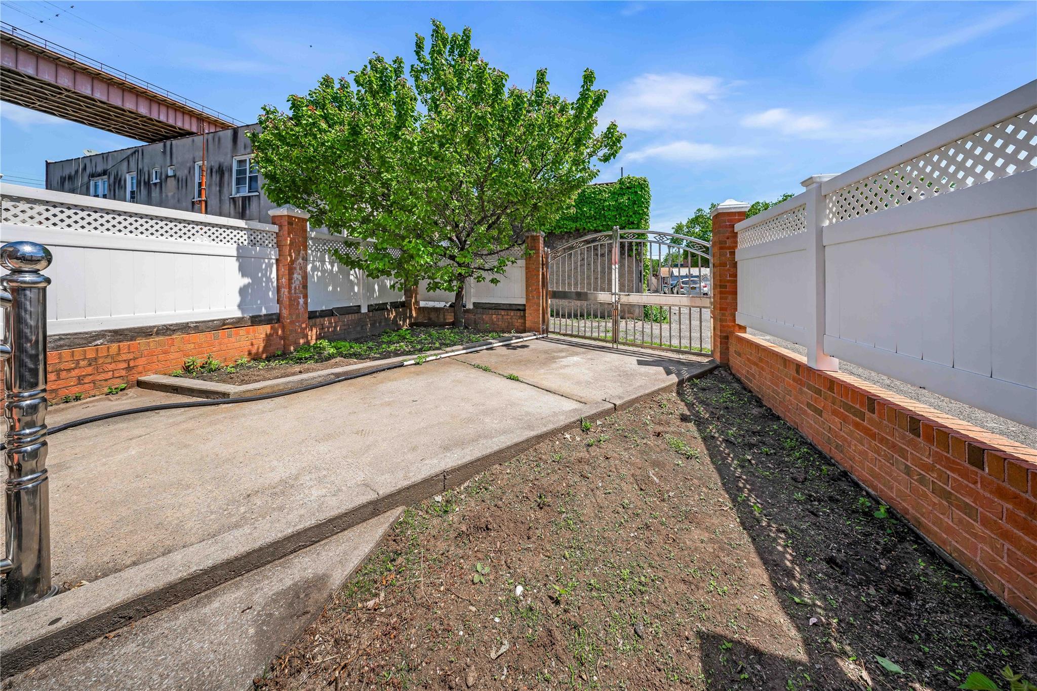 22-69 21 Street, Astoria, New York image 22