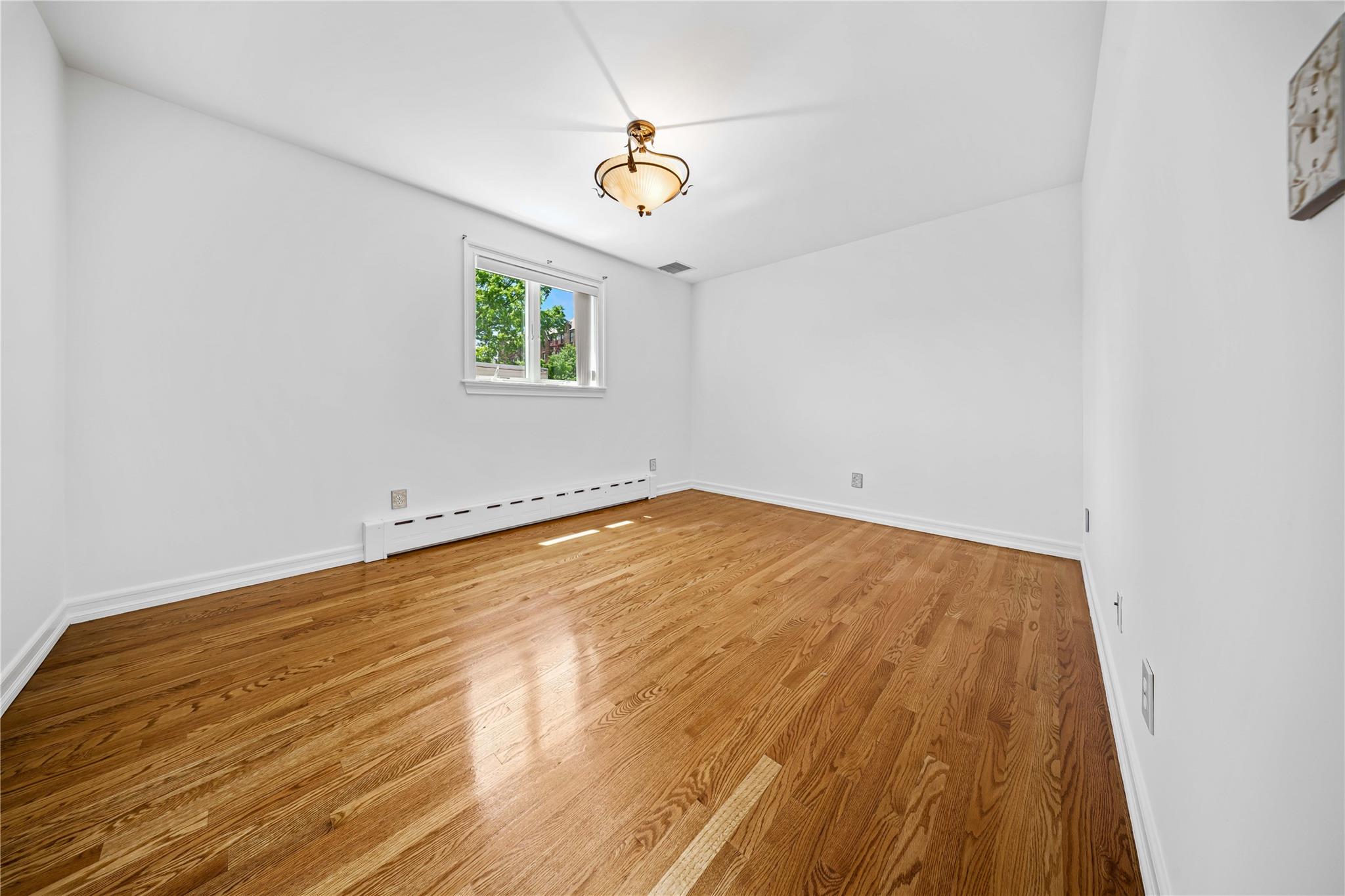 22-69 21 Street, Astoria, New York image 18