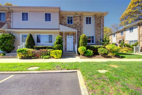 Condo For Sale - 1595 N Central Avenue #30<br/> Valley Stream, NY 11580