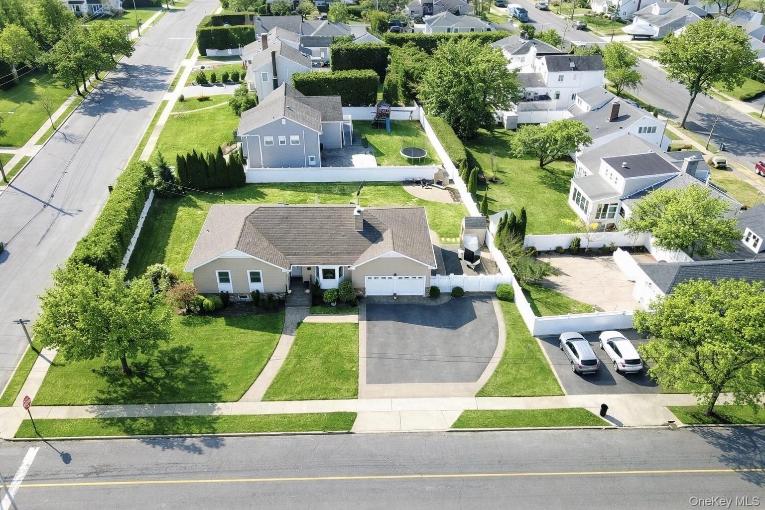 20 Biltmore Boulevard