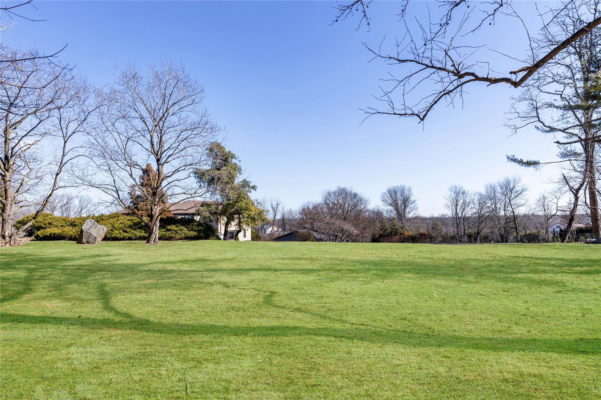 30 Rolling Hills Lane, Harrison, New York image 23