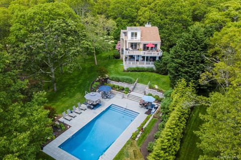 370 Old Canoe Place Road Southampton NY 11968