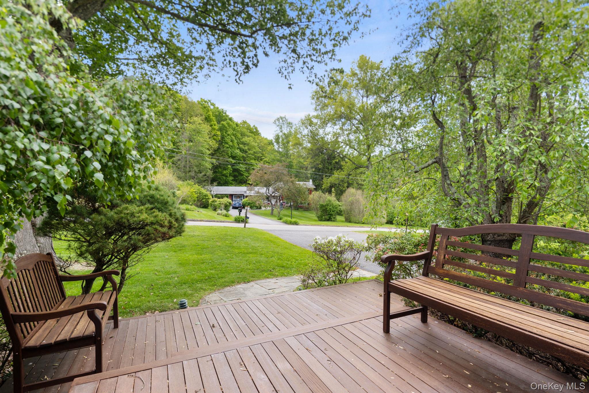 28 Leona Drive