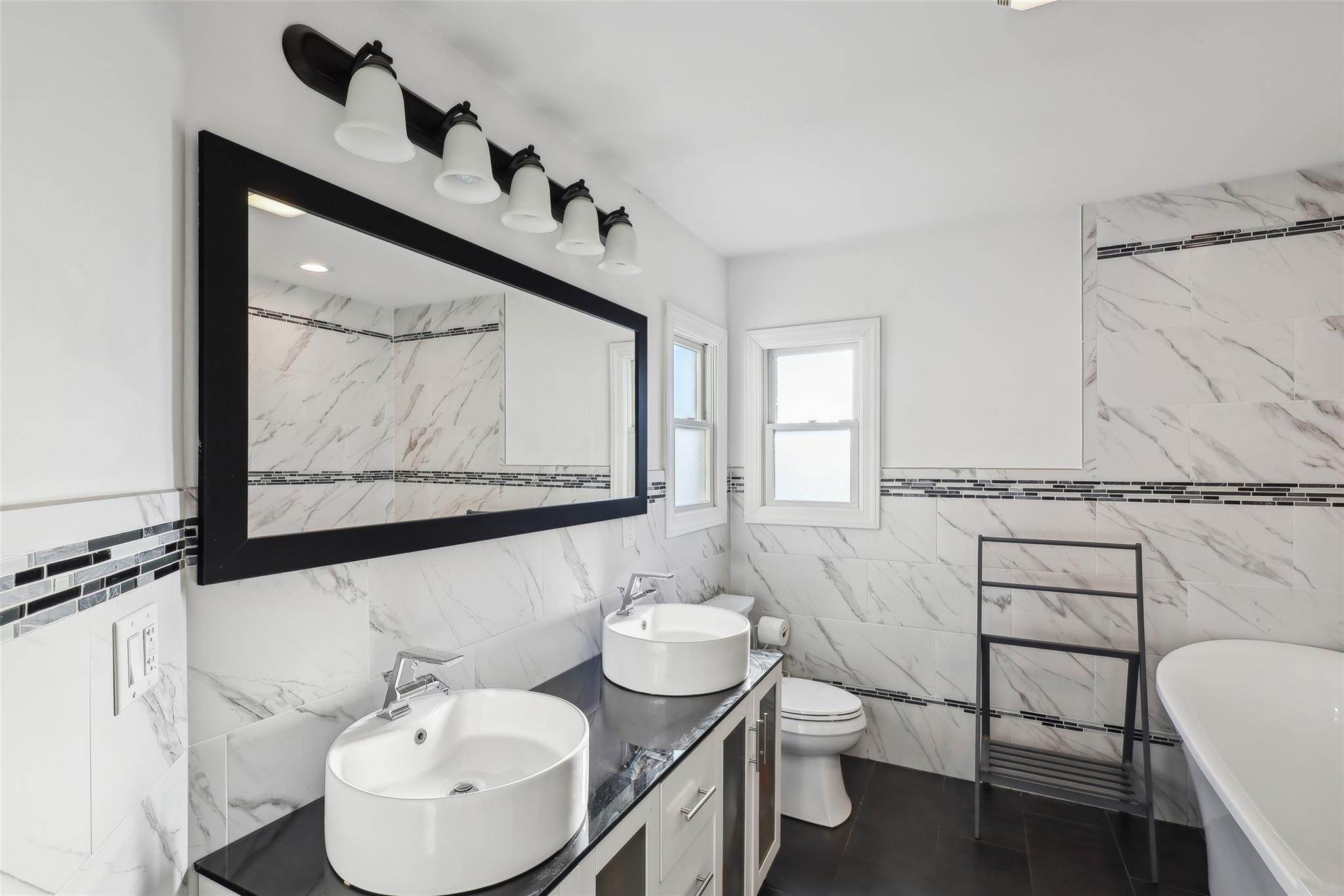 71 Michigan Street, Long Beach, New York image 25
