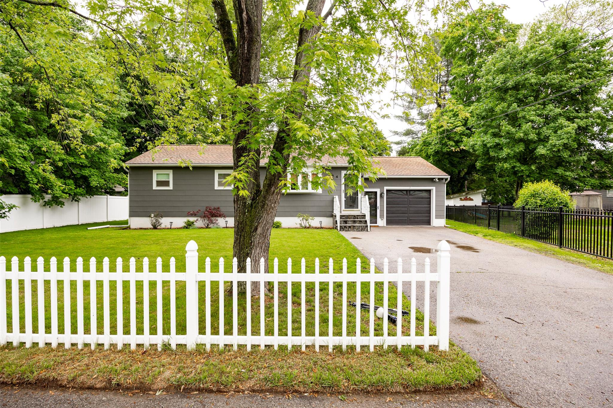 4 Fox Road, Hopewell Junction, New York image 1