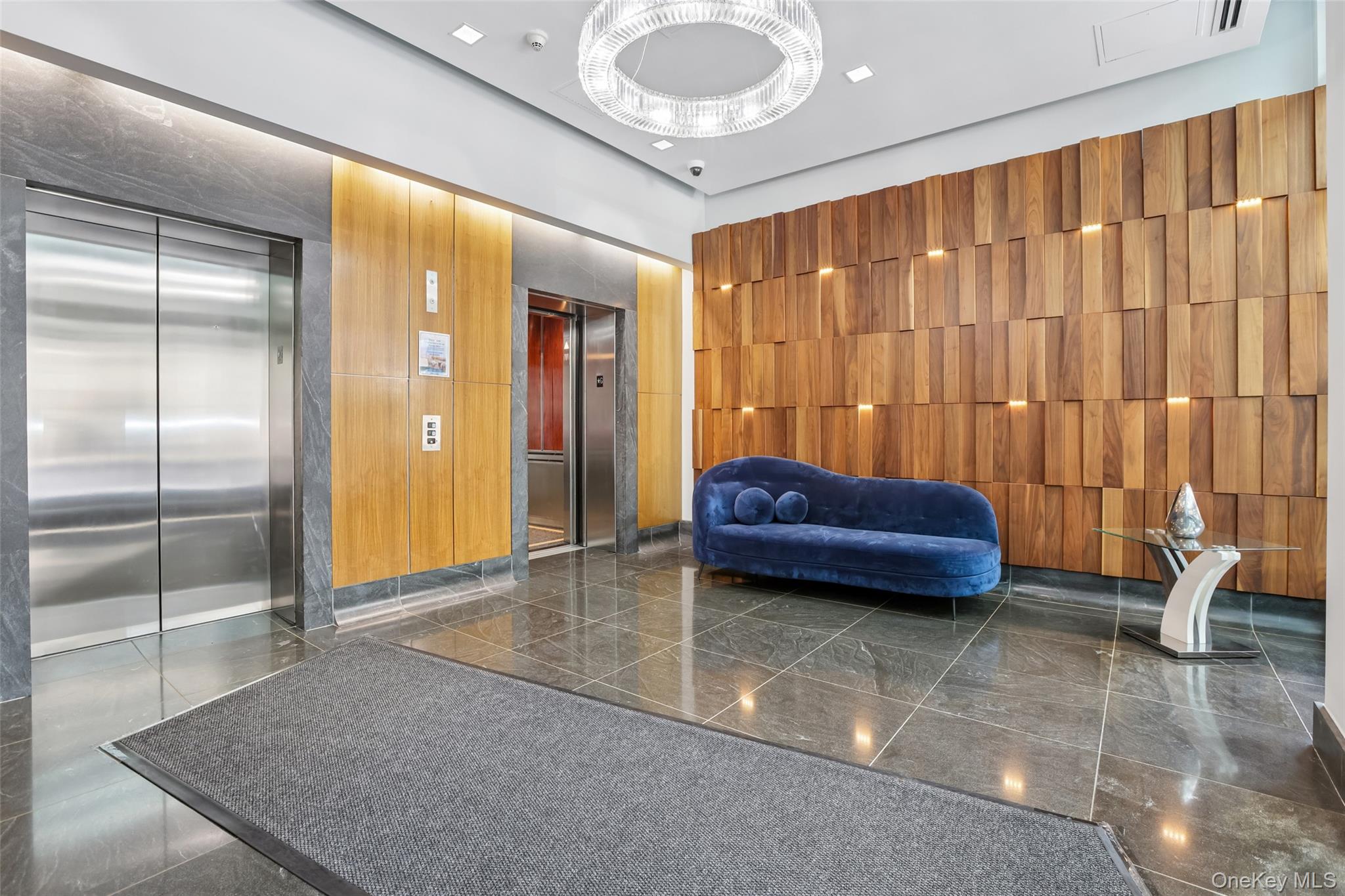 25 City Place 6C
