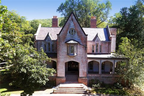 Homes For Sale - 1070 Route 9d<br/> Garrison, NY 10524