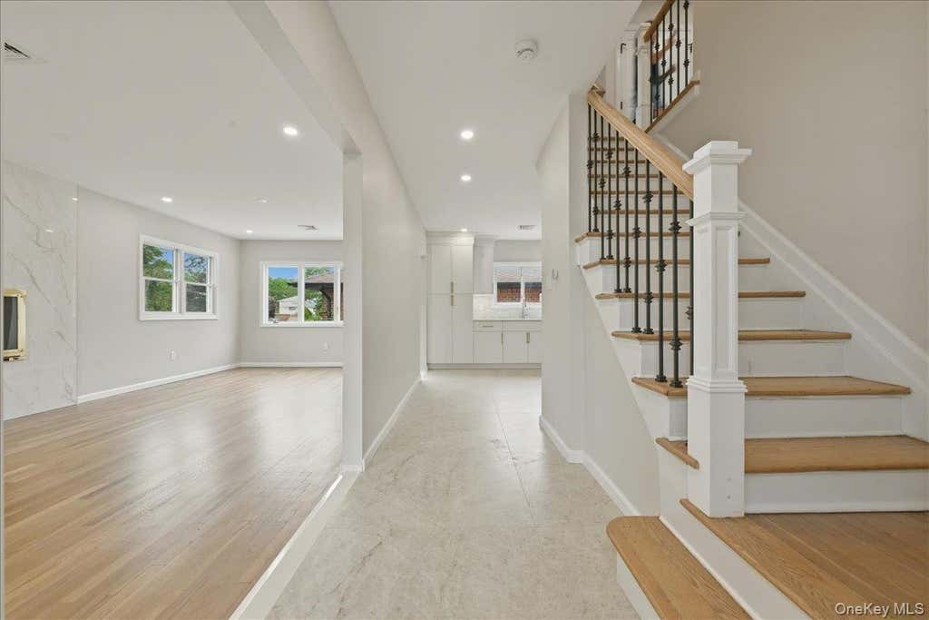 Photo of 616 Harless Place, West Hempstead, NY 11552 (MLS # 1025880)