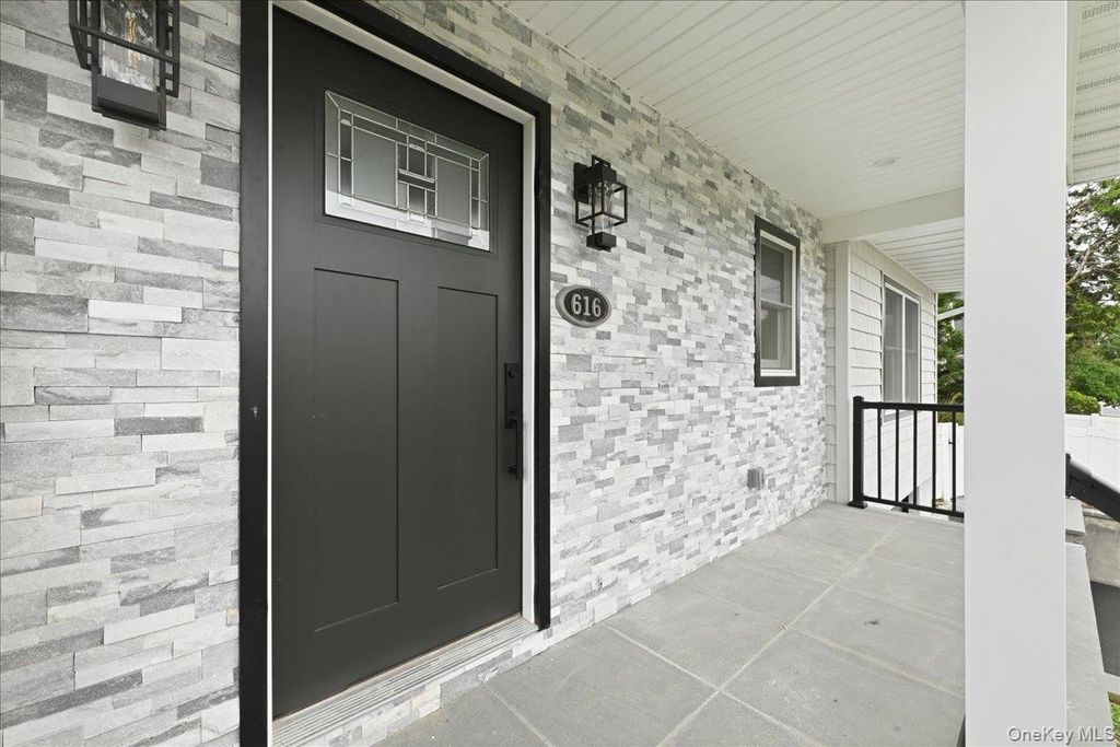 Photo of 616 Harless Place, West Hempstead, NY 11552 (MLS # 1025880)