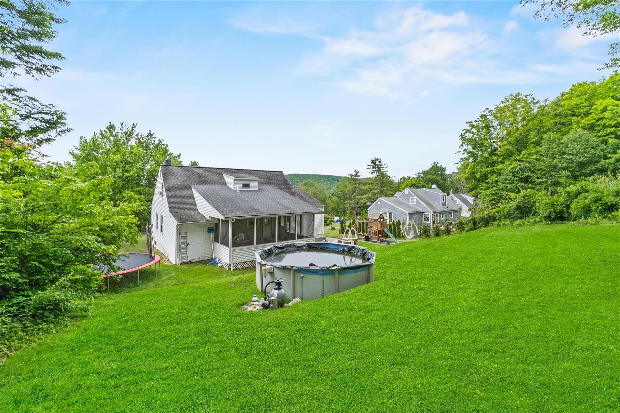3518 Overlook Avenue, Yorktown Heights, New York image 35