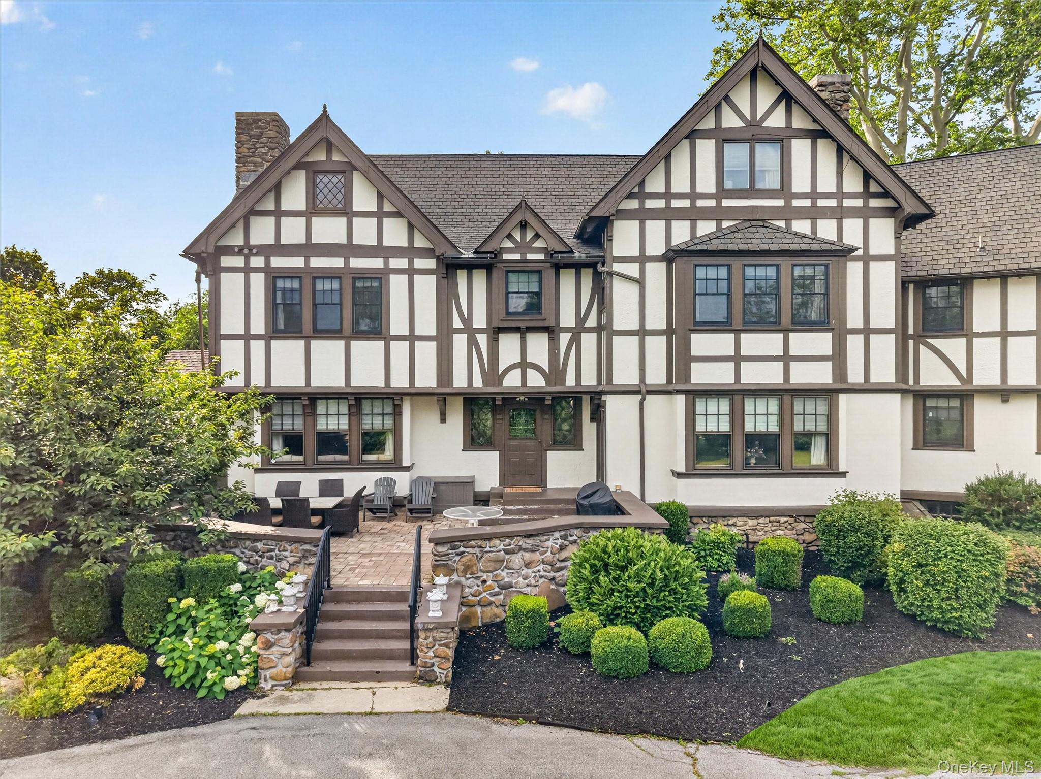 157 Arcadia Road
