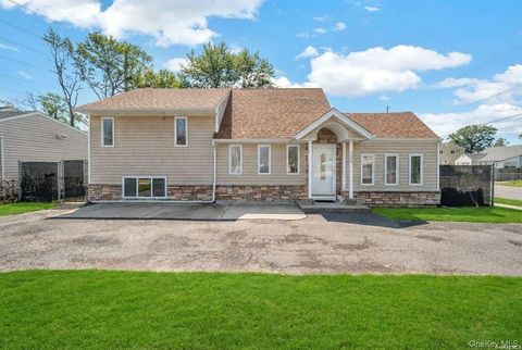 266 Ronkonkoma Avenue Ronkonkoma NY 11779