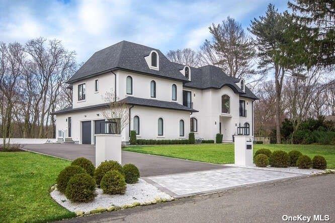19 N Carman Road, Dix Hills, New York image 2