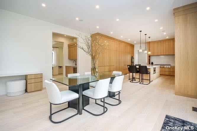 19 N Carman Road, Dix Hills, New York image 7