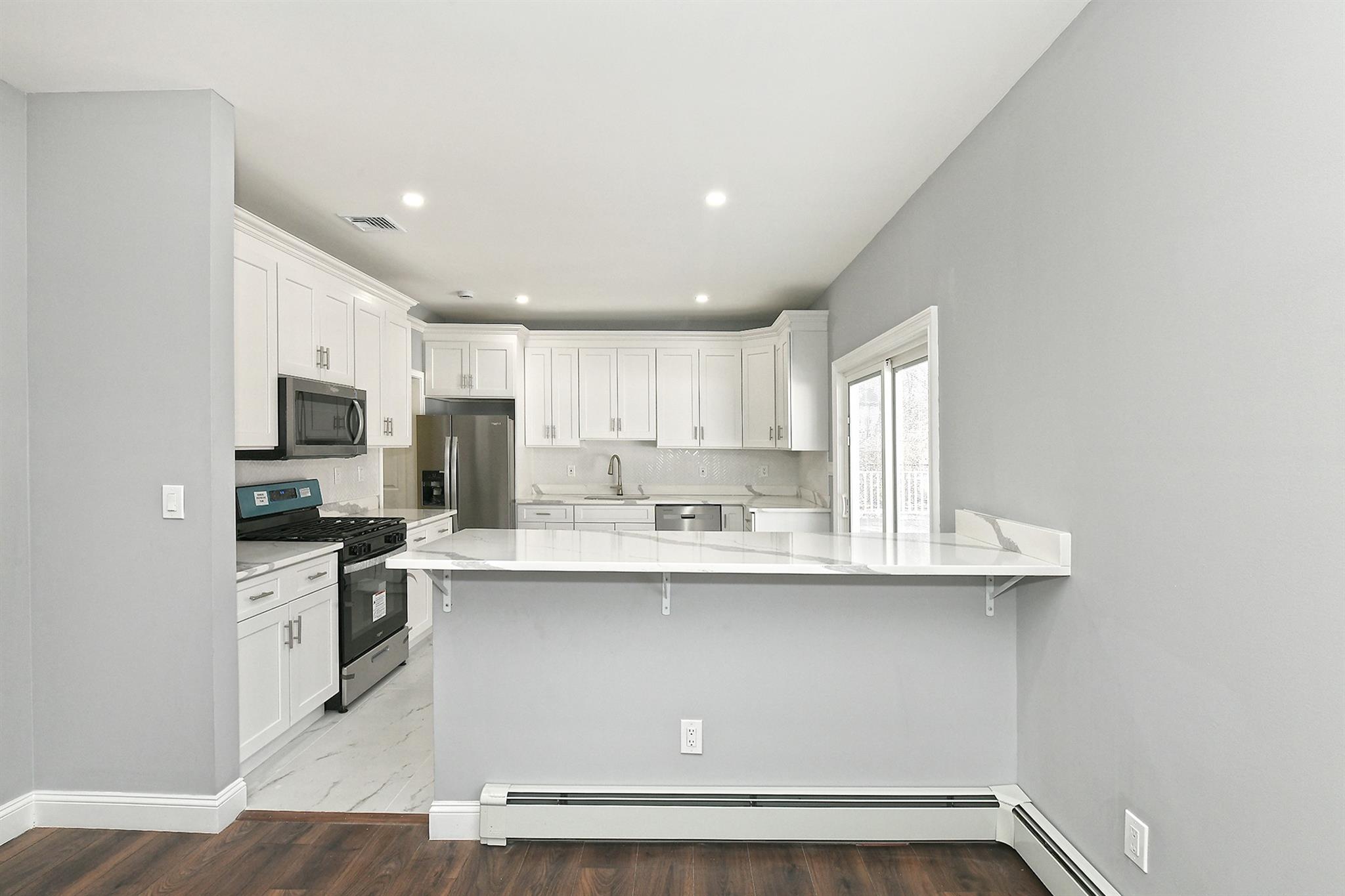 26 Timber Ridge Drive, Coram, New York image 10