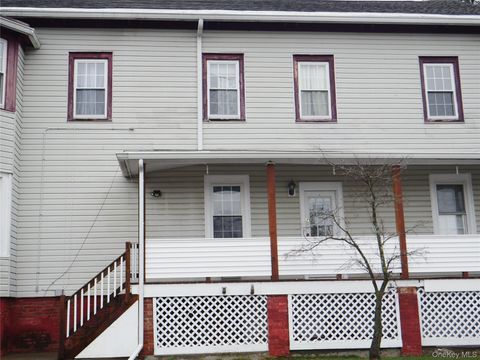 Apartment For Rent - 19 Main St #5<br/> Wappingers Falls, NY 12590