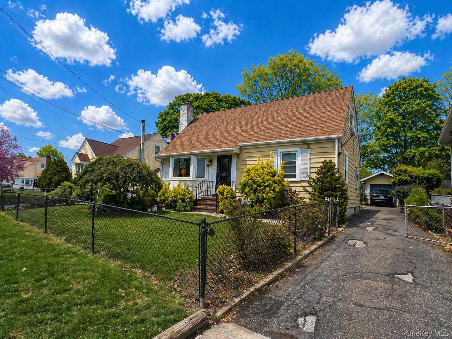 444 Brookside Avenue