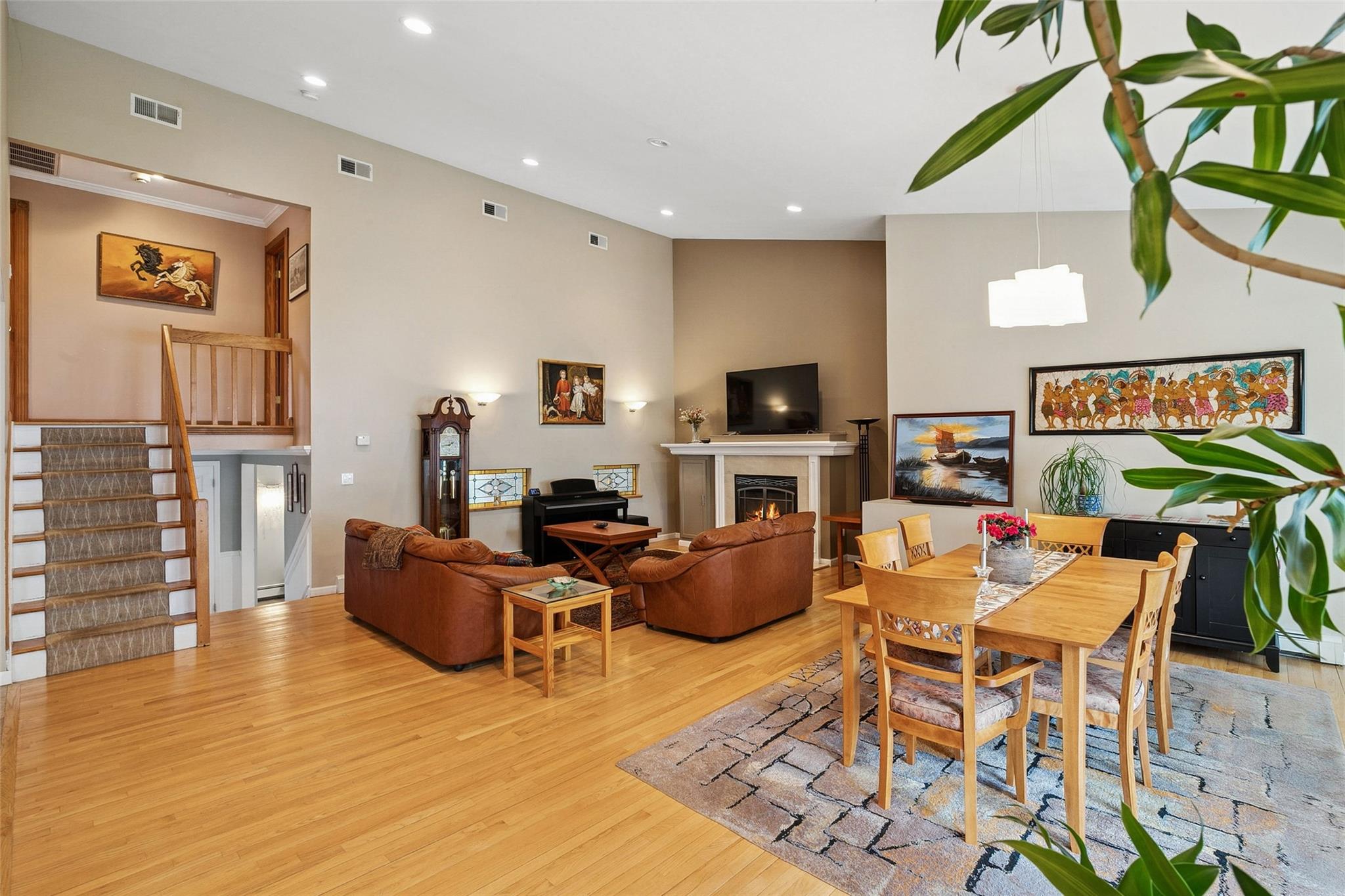 6 Daisy Lane, Commack, New York image 14