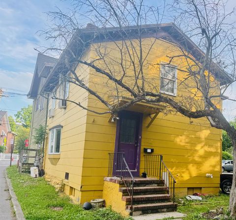 Apartment For Rent - 270 Hudson Street<br/> Cornwall On Hudson, NY 12520
