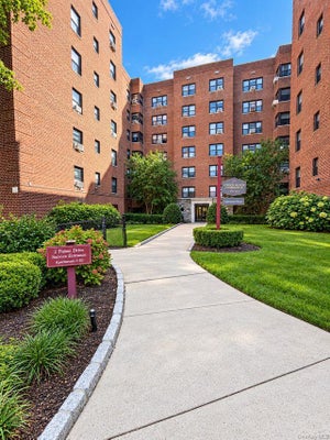 2 FISHER DR APT 501, MOUNT VERNON, NY 10552 - Image 79fd69b24bd2bbda5c5309a3a5e91c9c/1750048124