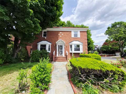 8019 Utopia Parkway, Jamaica Estates, NY 11432 - MLS#: 941111