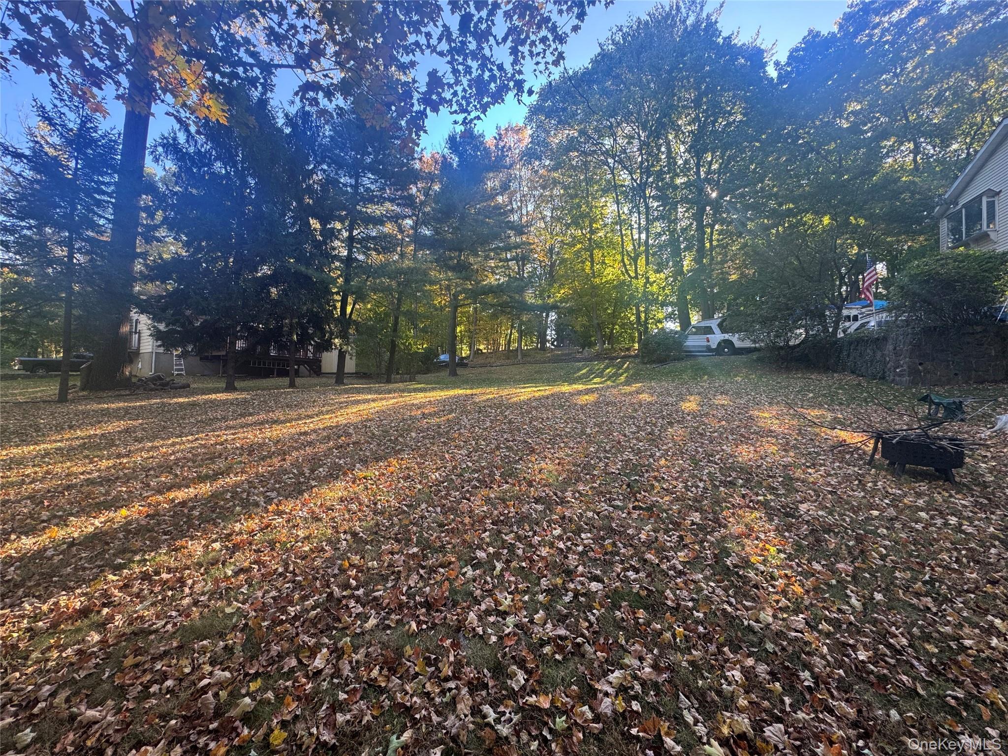 Laurel Hill Road
