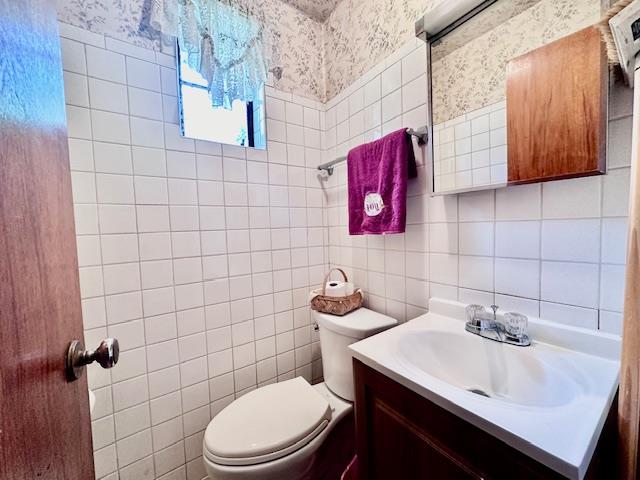 80 Grand Avenue, Shirley, New York image 20