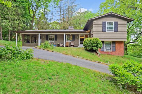 Homes For Rent - 104 Forest Drive<br/> Mount Kisco, NY 10549