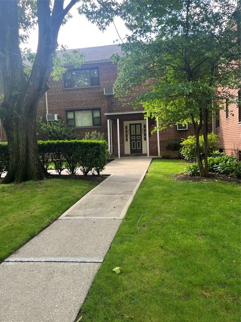 Homes For Sale - 90-32 153 Avenue #0029<br/> Howard Beach, NY 11414