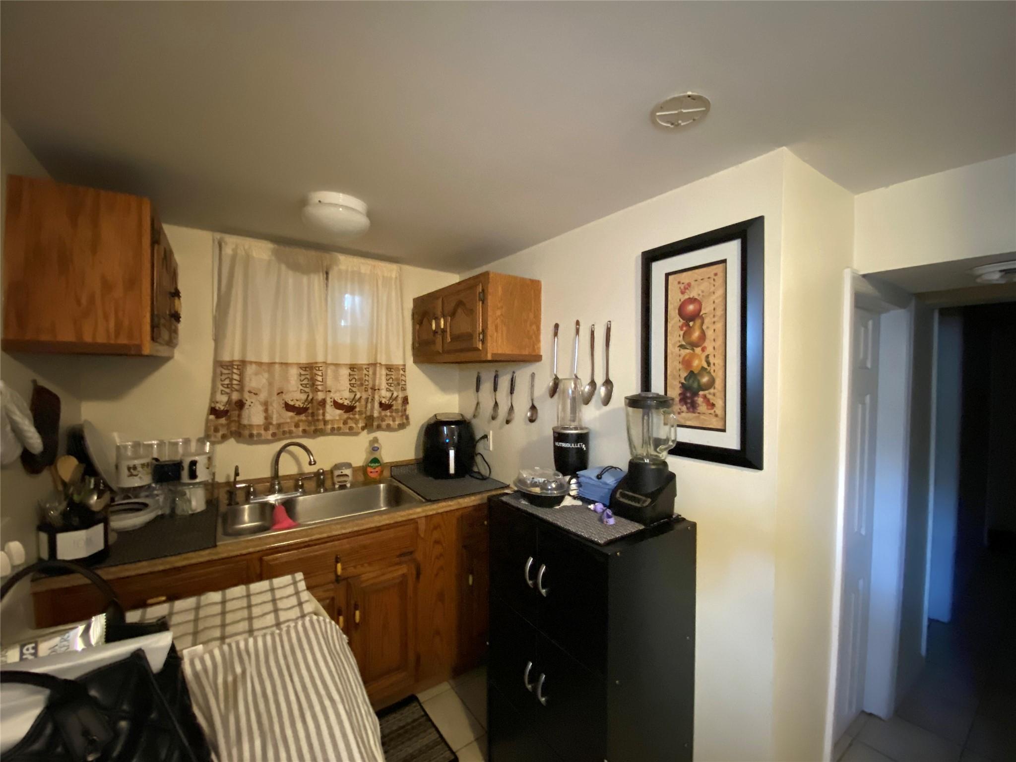 102 Thomas Street, Brentwood, New York image 21