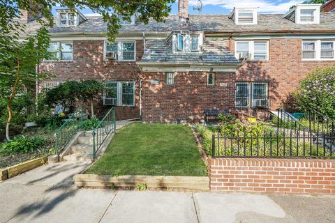 35-24 88th Street Jackson Heights NY 11372